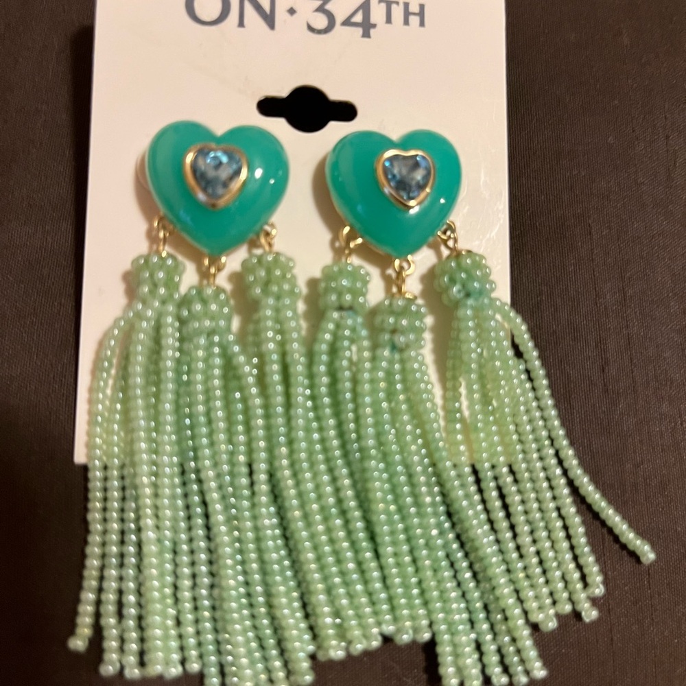 NWT ON 34th valentine’s Heart Earrings with Aqua Tassels